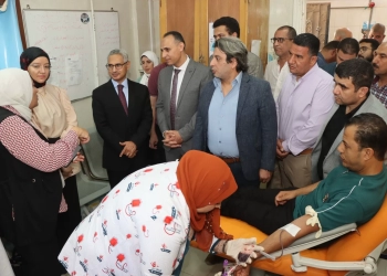 محافظ بني سويف يشهد انطلاق الحملة القومية للتبرع بالدم خلال زيارته للمركز الإقليمي لنقل الدم بشرق النيل . 22 - جريدة المساء