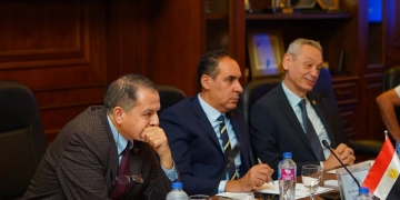 رجال أعمال إسكندرية والسفارة الأمريكية يبحثان دعم الاستثمار وتنمية المهارات 1 - جريدة المساء