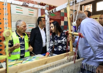 "مايا مرسى" توجه بشراء منتجات متعافي مركز العزيمة ودعمهم بأنوال 26 - جريدة المساء