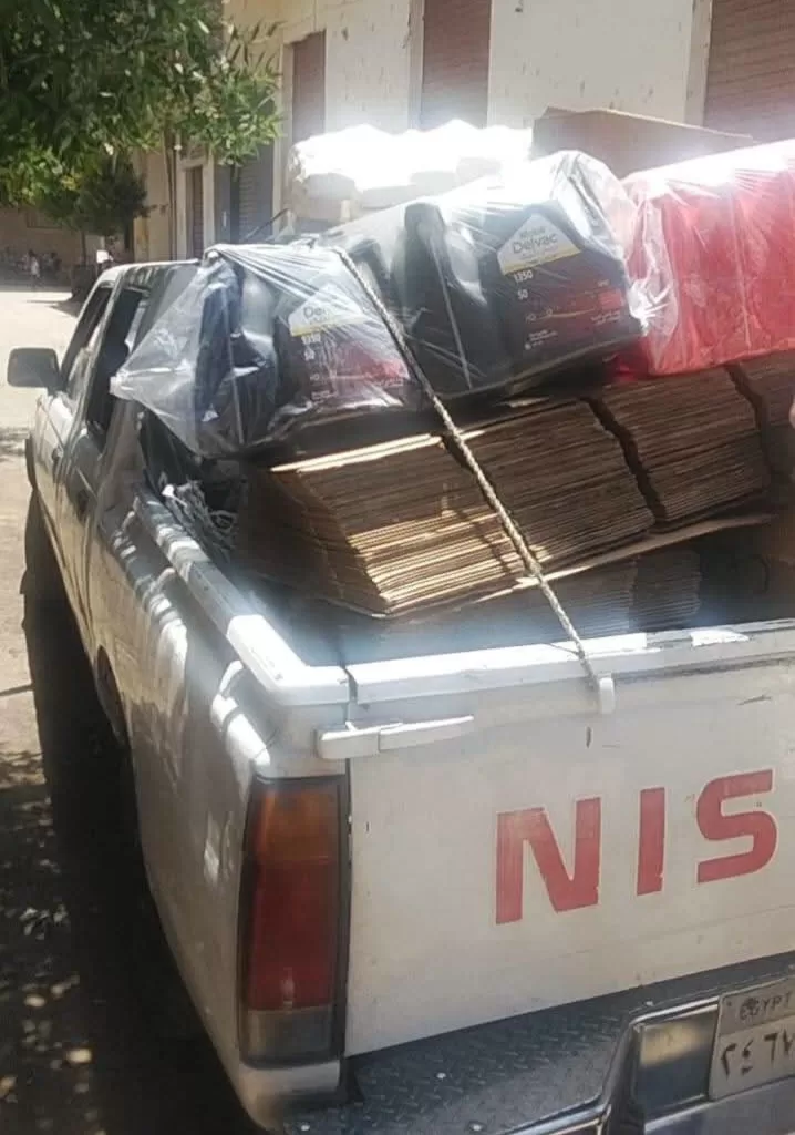 ضبط مصنع غير مرخص لتقليد زيوت السيارات الشهيرة في قنا 21 - جريدة المساء