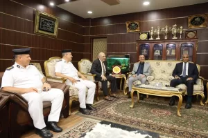محافظ كفرالشيخ يهنئ مساعد وزير الداخلية.. مدير الأمن الجديد.. ويؤكد: أمن المواطن أولوية والتكامل بين الأجهزة التنفيذية والأمنية ركيزة لتحقيق التنمية 27 - جريدة المساء