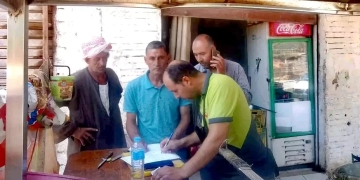 تحرير 23 إنذارًا بقرية (صندلا)ضمن جهود تقنين أوضاع المحال والأنشطة التجارية 1 - جريدة المساء