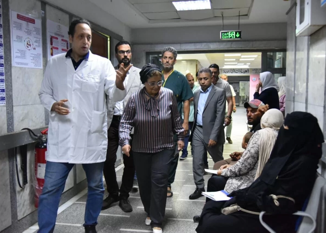 نائبة وزير الصحة فى جولة بمطروح لتطوير الرعاية الأولية وخفض معدلات الولادة القيصرية 17 - جريدة المساء