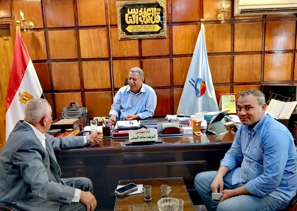 رئيس مجلس إدارة شركة مياه الشرب والصرف الصحي بكفر الشيخ ناقش المشكلات التى توجه المواطنين مع نواب البرلمان 19 - جريدة المساء