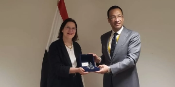 وزير الاتصالات يبحث مع نظيره النيجيري التعاون في مجالات الذكاء الاصطناعى وبناء القدرات الرقمية 1 - جريدة المساء