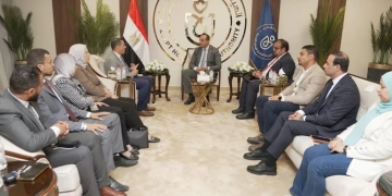 رئيس الرعاية الصحية التقى  شعبة محرري الصحة بنقابة الصحفيين لدعم الوعي المجتمعي بمنظومة التأمين الصحي الشامل 1 - جريدة المساء