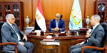 محافظ كفرالشيخ بحث عدد من الملفات مع نقابة المهندسين للارتقاء بالخدمات المقدمة للمواطنين 1 - جريدة المساء
