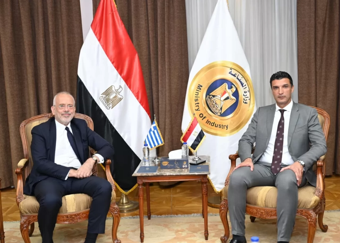 وزير الصناعة يبحث مع سفير اليونان لدى مصر فرص تعزيز الشراكة الصناعية بين البلدين 19 - جريدة المساء