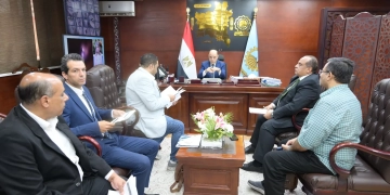 محافظ الغربية يواصل ترسيخ نهج التواصل المباشر مع المواطنين 2 - جريدة المساء محافظ الغربية يواصل ترسيخ نهج التواصل المباشر مع المواطنين 1 - جريدة المساء
