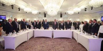 وزير الصحة يتابع  مؤشرات الأداء ويطلع على نتائج دراسة انتفاع المواطنين بالخدمات الصحية 1 - جريدة المساء