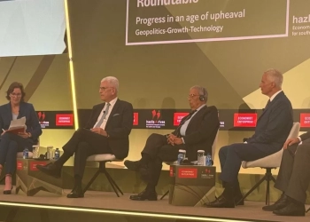 موسى: القضية الفلسطينية مفتاح الاستقرار في الشرق الأوسط وشرق المتوسط 28 - جريدة المساء موسى: القضية الفلسطينية مفتاح الاستقرار في الشرق الأوسط وشرق المتوسط 27 - جريدة المساء