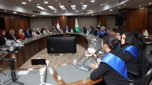 محافظ الجيزة يستقبل وفدًا من برلمان الشيوخ والشباب والطلائع بوزارة الشباب 21 - جريدة المساء