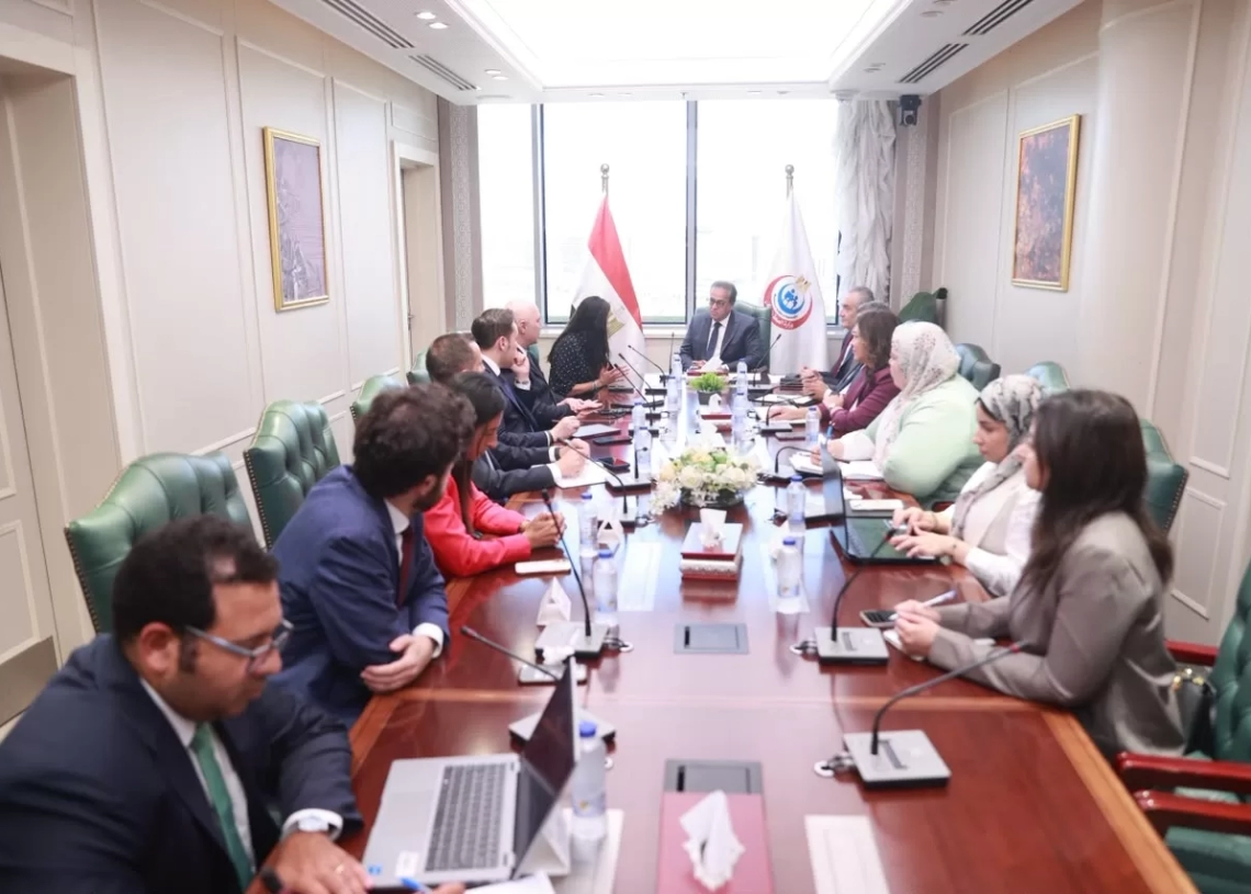 وزير الصحة بحث مع الشركات المنفذة للمدينة الطبية والبنك الأوروبي ضمان تطبيق أفضل الممارسات الطبية 19 - جريدة المساء