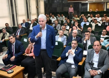 محافظ الغربية: دعم التكتلات الاقتصادية وتحقيق مطالب منتجي عسل النحل 26 - جريدة المساء محافظ الغربية: دعم التكتلات الاقتصادية وتحقيق مطالب منتجي عسل النحل 25 - جريدة المساء