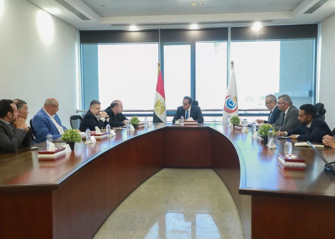 وزير الصحة بحث مع مجموعة «إنفينشور» تنفيذ مدينتين طبيتين بالعاصمة الجديدة والعلمين 19 - جريدة المساء