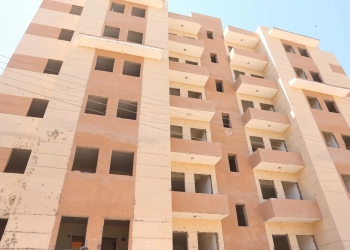 من الشكوى إلى التنفيذ.. محافظ المنيا يحل أزمة الصرف الصحي 25 - جريدة المساء
