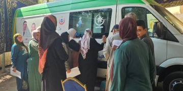 محافظ الغربية يتابع القافلة الطبية بقرية المعتمدية بمركز المحلة ويعلن تقديم الخدمة لـ2573 مواطنًا 2 - جريدة المساء محافظ الغربية يتابع القافلة الطبية بقرية المعتمدية بمركز المحلة ويعلن تقديم الخدمة لـ2573 مواطنًا 1 - جريدة المساء