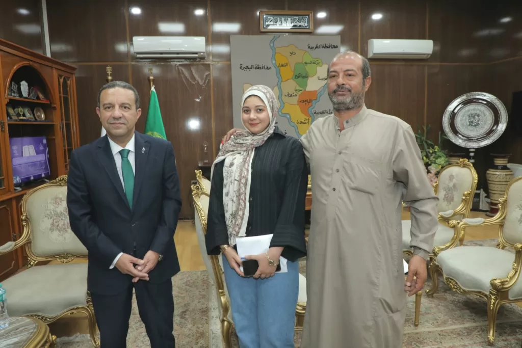 بعد لقائها رئيس مجلس الوزراء..محافظ المنوفية يلتقي " ندي مصطفى" و يمنحها دعماً مالياً تقديراً لكفاحها 26 - جريدة المساء بعد لقائها رئيس مجلس الوزراء..محافظ المنوفية يلتقي " ندي مصطفى" و يمنحها دعماً مالياً تقديراً لكفاحها 25 - جريدة المساء