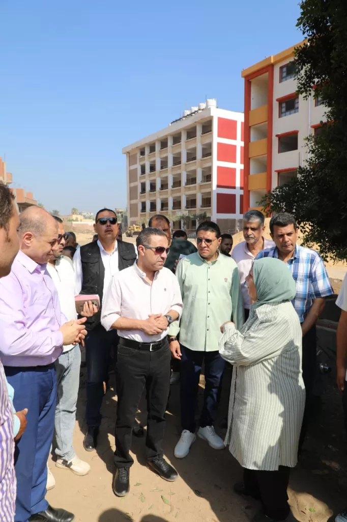 باستثمارات 18 مليون جنيه.. محافظ المنوفية يتفقد أعمال صيانة مدرسة شهداء 6 أكتوبر الإعدادية بجروان الباجور 21 - جريدة المساء