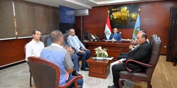 محافظ الغربية يستمع لشكاوى المواطنين ويوجه بسرعة فحصها والاستجابة لها 1 - جريدة المساء
