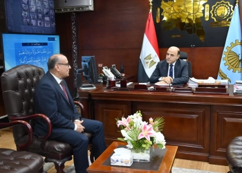 محافظ الغربية يستقبل مدير عام إعلام وسط الدلتا بالهيئة العامة للاستعلامات ومدير المالية بالغربية لبحث أولويات العمل ومتابعة الملفات التنفيذية 26 - جريدة المساء محافظ الغربية يستقبل مدير عام إعلام وسط الدلتا بالهيئة العامة للاستعلامات ومدير المالية بالغربية لبحث أولويات العمل ومتابعة الملفات التنفيذية 25 - جريدة المساء
