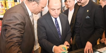 محافظ الغربية يفتتح أول منفذ لمبادرة «خير مصر لأهل مصر» بكفر الزيات لتوفير السلع بأسعار أقل من الأسواق لمحاربة الاستغلال 1 - جريدة المساء
