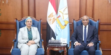 خلال زيارتها لمحافظة كفر الشيخ : أمل عمار : المجلس يولي اهتمامًا كبيرًا بتوسيع مظلة الخدمات والبرامج المقدمة للمرأة في جميع المحافظات 1 - جريدة المساء
