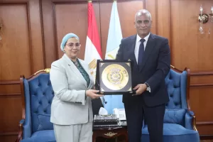 خلال زيارتها لمحافظة كفر الشيخ : أمل عمار : المجلس يولي اهتمامًا كبيرًا بتوسيع مظلة الخدمات والبرامج المقدمة للمرأة في جميع المحافظات 25 - جريدة المساء