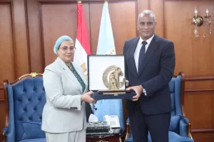 خلال زيارتها لمحافظة كفر الشيخ : أمل عمار : المجلس يولي اهتمامًا كبيرًا بتوسيع مظلة الخدمات والبرامج المقدمة للمرأة في جميع المحافظات 27 - جريدة المساء