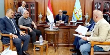  محافظ كفرالشيخ اجتمع بالنواب لحل مشكلات الدوائر وتحقيق نقلة خدمية 1 - جريدة المساء