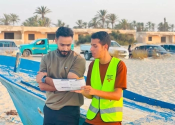 على شاطئ الشيخ زويد