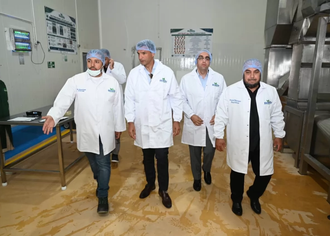 وزير الصناعة يتفقد 4 مصانع للصناعات الغذائية والهندسية والملابس الجاهزة بالمنطقة الصناعية الثانية بالإسماعيلية 19 - جريدة المساء