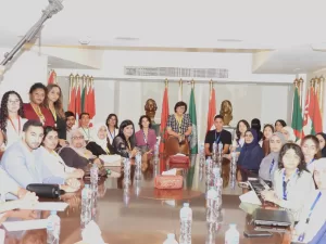 المديرة العامة لمنظمة المرأة العربية تدعو الشباب إلى تجديد قيم العروبة والتمسك بالحوار والانفتاح 29 - جريدة المساء