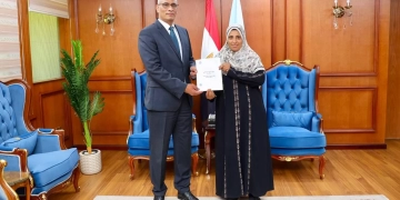 محافظ كفرالشيخ يسلم 28 عقد تقنين للمستفيدين من أراضي الدولة وفقًا للقانون 168 لسنة2025 1 - جريدة المساء