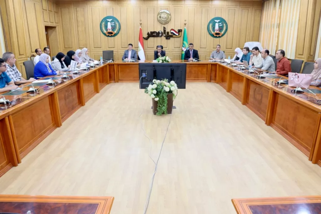 محافظ المنوفية يناقش آليات تنفيذ مشروعات الخطة الاستثمارية الجديدة 21 - جريدة المساء