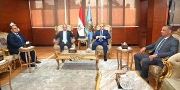محافظ الغربية يستقبل وزير الاستثمار والتجارة الخارجية في مستهل زيارته لإطلاق مبادرة «مصر تنطلق بالتصدير». 1 - جريدة المساء