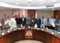 محافظ الجيزة يسلم 23 عقدًا لتقنين أراضي الدولة للمواطنين المستفيدين من واضعي اليد 22 - جريدة المساء محافظ الجيزة يسلم 23 عقدًا لتقنين أراضي الدولة للمواطنين المستفيدين من واضعي اليد 21 - جريدة المساء