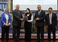 جامعة العريش تكرم المحالين إلى المعاش والعاملين المتميزين 20 - جريدة المساء