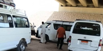 ضبط 15 سيارة سرفيس عاملة بالشركات الخاصة وتوقيع الغرامات المالية عليها 1 - جريدة المساء