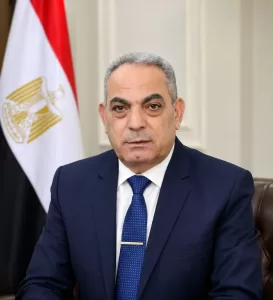 محافظ الاسماعيلية: محدش يدفع إكراميات ولا فلوس زيادة في تراخيص البناء.. واللي يخالف هيتحاسب 3 - جريدة المساء