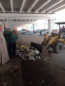 محافظ الجيزة يضبط عقارا مخالفا في البراجيل.. ويزيل ملاهي عشوائية ومخزن للفرز والخردة بطريق اللبيني 31 - جريدة المساء
