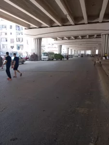 محافظ الجيزة يضبط عقارا مخالفا في البراجيل.. ويزيل ملاهي عشوائية ومخزن للفرز والخردة بطريق اللبيني 29 - جريدة المساء