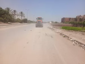 محافظ الجيزة يضبط عقارا مخالفا في البراجيل.. ويزيل ملاهي عشوائية ومخزن للفرز والخردة بطريق اللبيني 25 - جريدة المساء