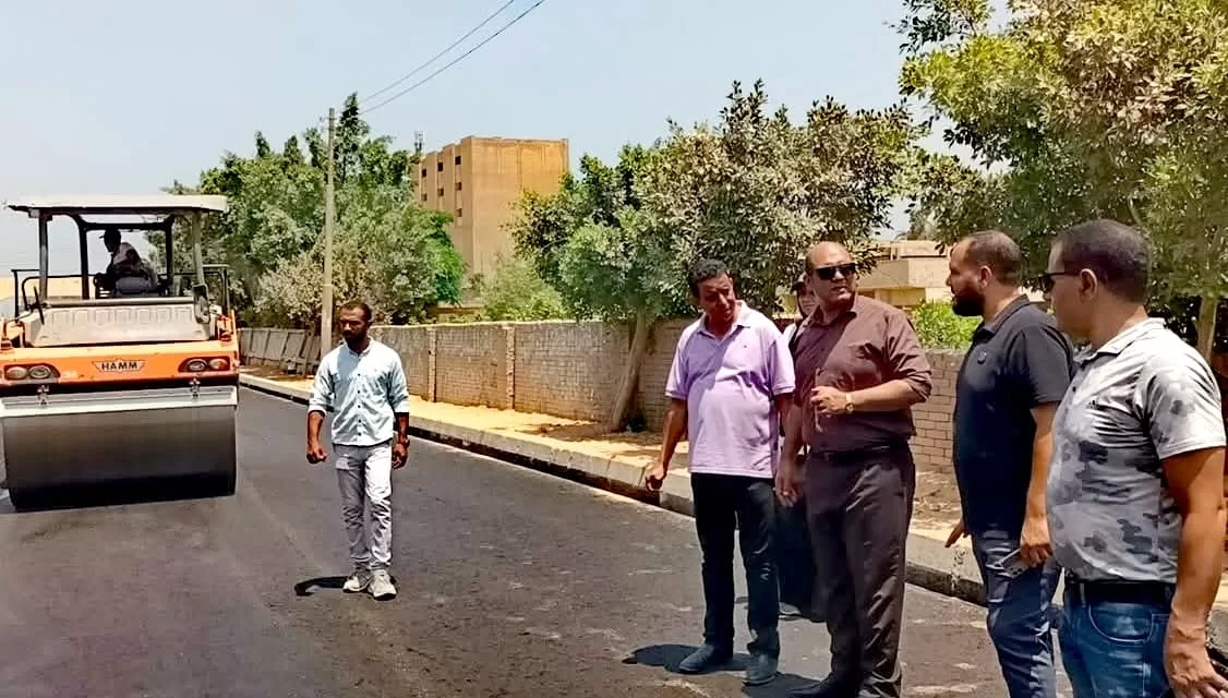 محافظ كفرالشيخ : الانتهاء من رصف وتطوير طريق «عمر أبو العز» بدسوق بطول كيلومتر 18 - جريدة المساء