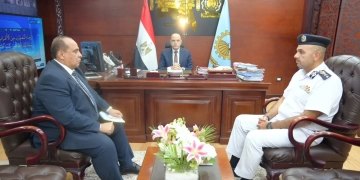 محافظ الغربية يستقبل مدير إدارة المرور الجديد ويؤكد أهمية تطوير الأداء المروري وتعزيز الانضباط وتحسين حركة السير للمواطنين 1 - جريدة المساء