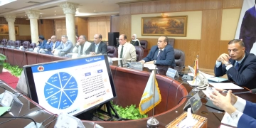 محافظ الغربية يستقبل رئيس صندوق التنمية الحضرية لبحث إقامة مشروعات استثمارية بالمحافظة 1 - جريدة المساء
