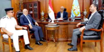 محافظ كفرالشيخ يلتقى مدير المرور الجديد.. ويؤكد علي تطوير المنظومة وتحقيق السيولة 2 - جريدة المساء محافظ كفرالشيخ يلتقى مدير المرور الجديد.. ويؤكد علي تطوير المنظومة وتحقيق السيولة 1 - جريدة المساء