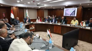 محافظ الجيزة ورئيس "التنمية الحضرية" يبحثان تطوير منطقة "عزيز عزت" والكيت كات 21 - جريدة المساء