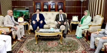 رئيس جامعة كفر الشيخ يهنئ اللواء عبدالله فليفل بمناسبة تعيينه مديرًا لأمن كفر الشيخ 1 - جريدة المساء