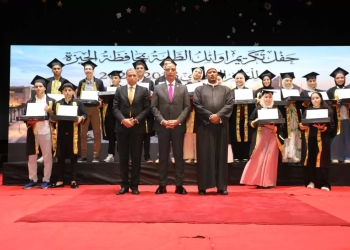 بالأسماء.. محافظ الجيزة يكرّم أوائل الثانوية العامة والأزهرية والدبلومات الفنية 21 - جريدة المساء
